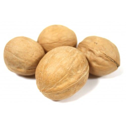 Грецкий орех в скорлупе