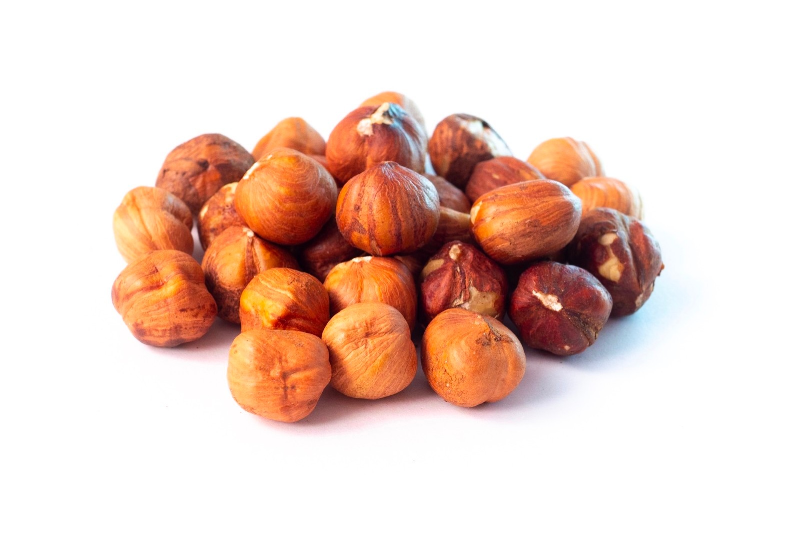 Фундук сырой