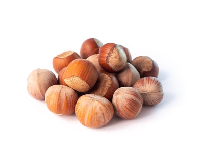 Фундук в скорлупе