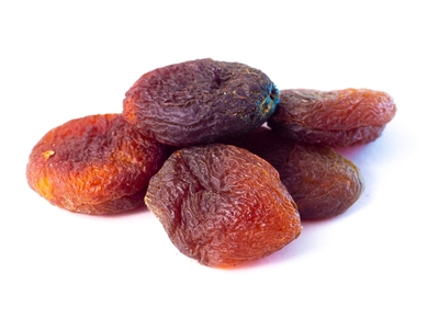 Курага темная вяленая